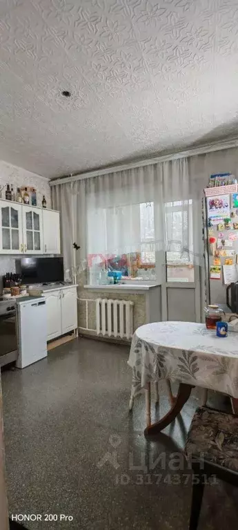 2-к кв. Саха (Якутия), Нерюнгри Южно-Якутская ул., 35 (63.4 м) - Фото 0