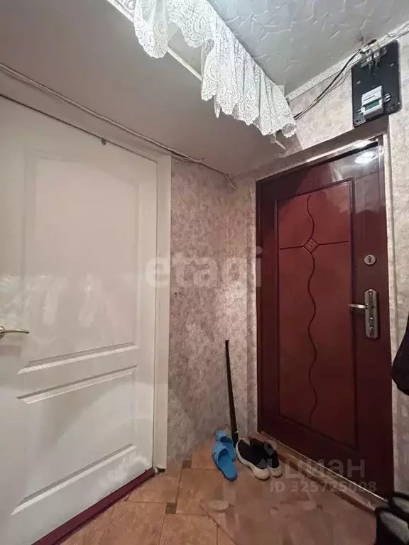 Комната Коми, Усинск ул. 60 лет Октября, 10 (35.4 м) - Фото 1