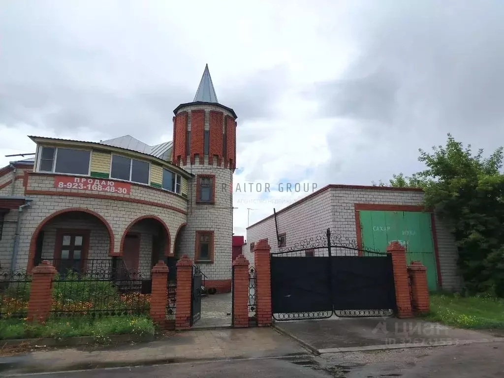 Дом в Алтайский край, Славгород ул. Гагарина, 71а (250 м) - Фото 0