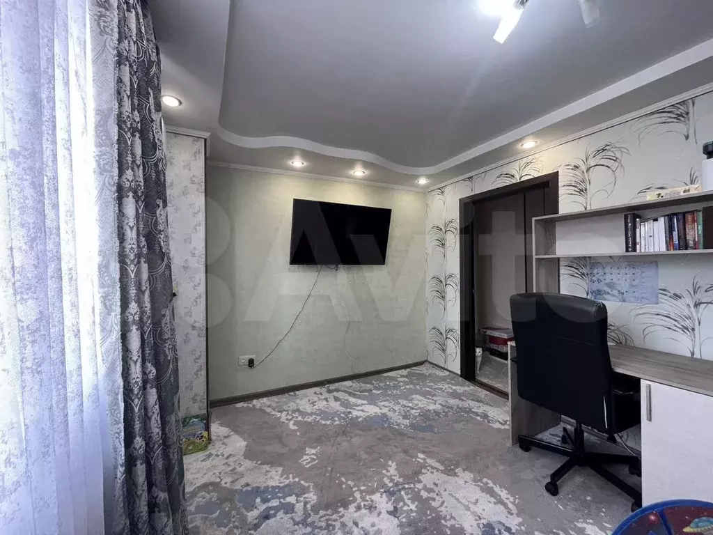 2-к. квартира, 56 м, 3/3 эт. - Фото 1