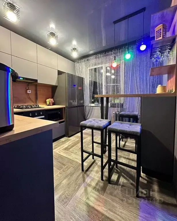 3-к кв. Хабаровский край, Комсомольск-на-Амуре ул. Дикопольцева, 31к6 ... - Фото 1