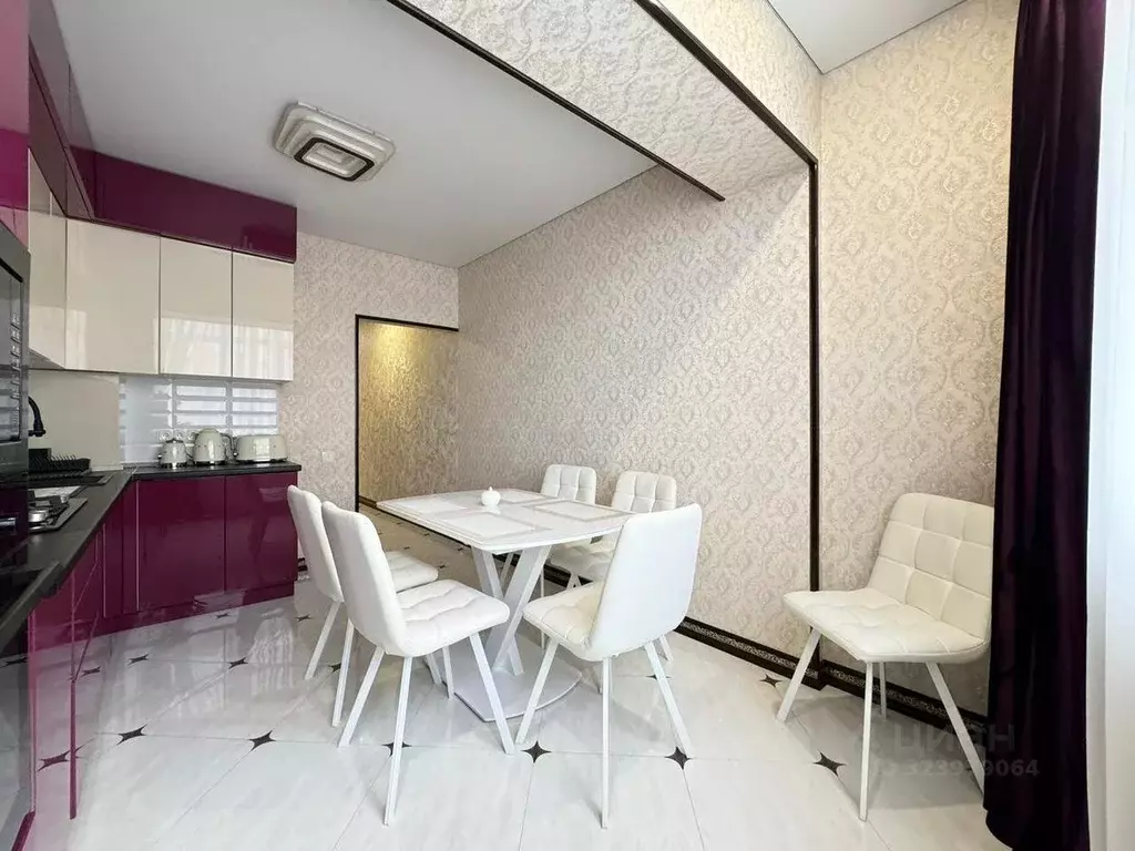 2-к кв. Кабардино-Балкария, Нальчик ул. Байсултанова (81.7 м) - Фото 1