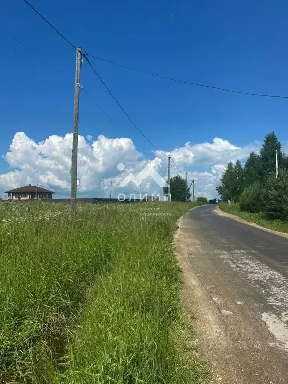 Участок в Вологодская область, д. Ильинское (Октябрьский сельсовет) ... - Фото 1