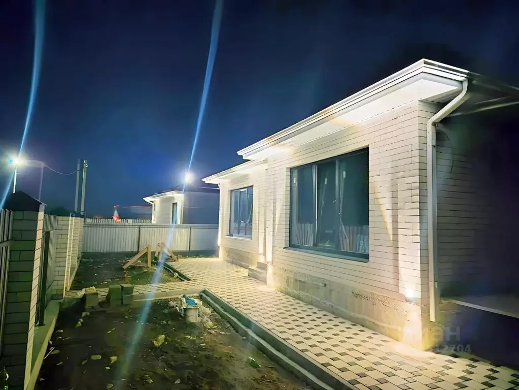 Дом в Краснодарский край, Славянский район, Анастасиевское с/пос, ... - Фото 1