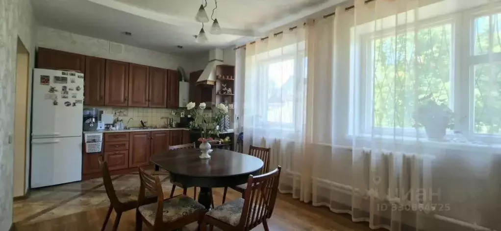 Дом в Ярославская область, Тутаев ул. Надежды, 2 (200 м) - Фото 1
