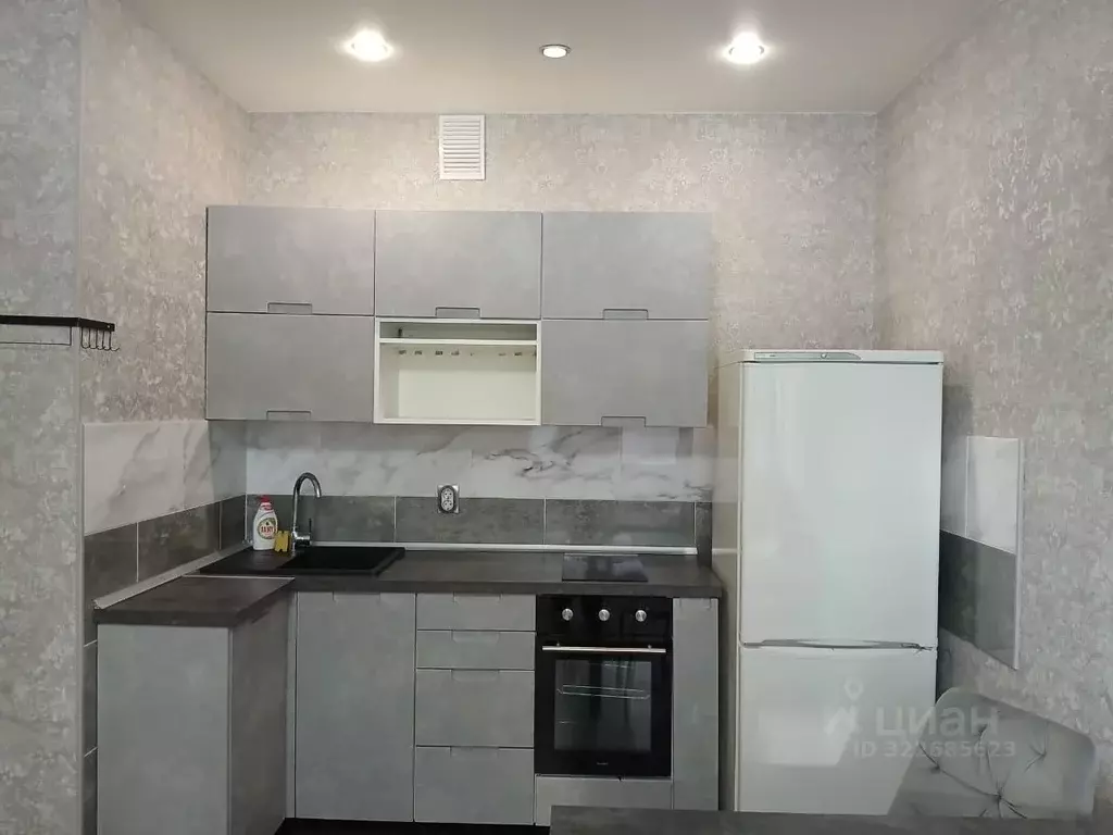 2-к кв. Свердловская область, Екатеринбург ул. Краснолесья, 10/5 (43.0 ... - Фото 2