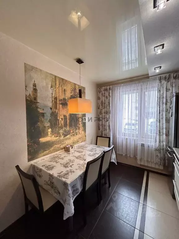 3-к кв. Кировская область, Киров Комсомольская ул., 89 (66.6 м) - Фото 2