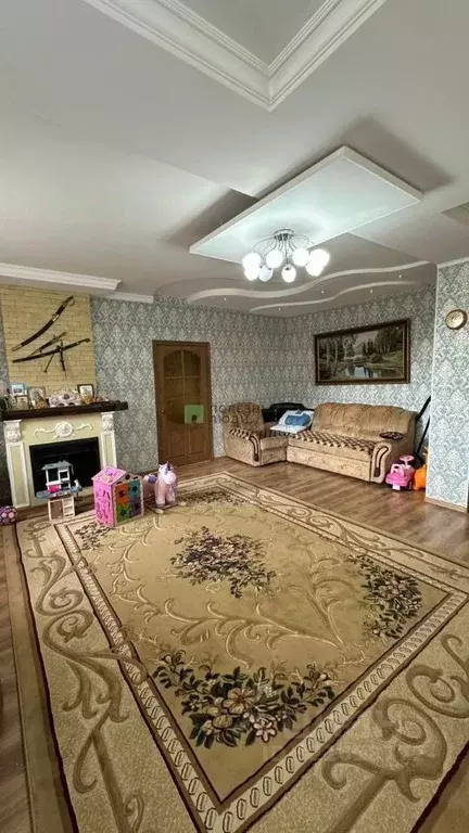 Дом в Астраханская область, Астрахань Нефтебазовская пл., 21А (190 м) - Фото 2