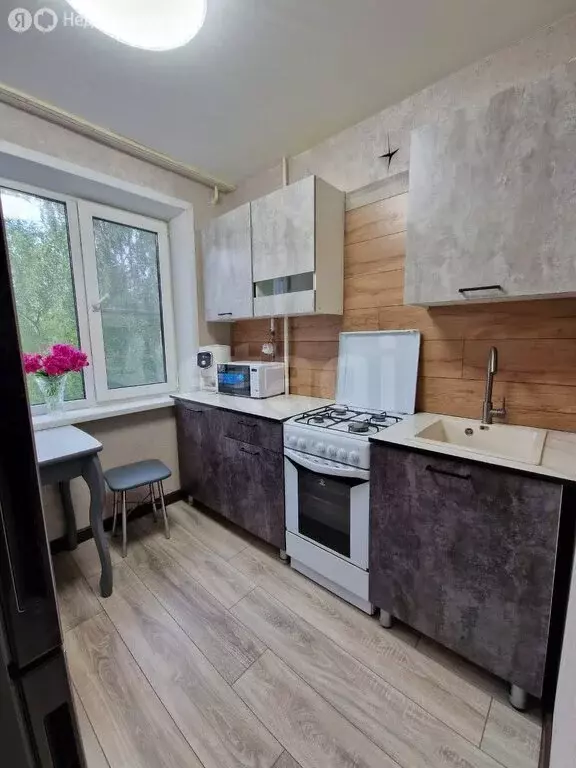 3-комнатная квартира: Тверь, бульвар Гусева, 12 (62.3 м) - Фото 0