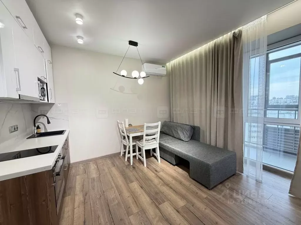 1-к кв. Татарстан, Казань ул. Братьев Касимовых, 35 (33.0 м) - Фото 0