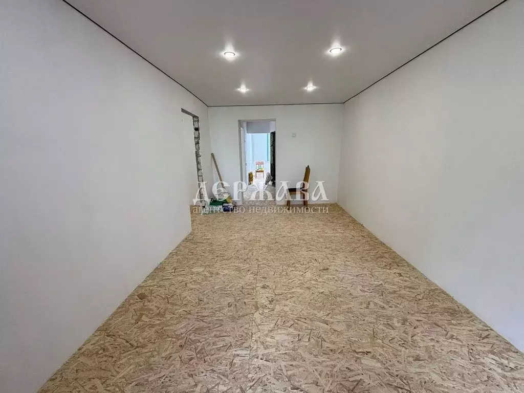 3-к кв. Белгородская область, Старый Оскол Горняк мкр, 21 (61.4 м) - Фото 2