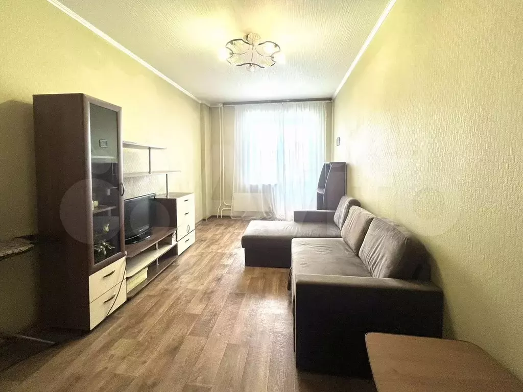 1-к. квартира, 40 м, 8/9 эт. - Фото 1