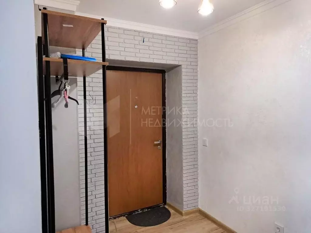 1-к кв. Тюменская область, Тюмень ул. 50 лет Октября, 33А (39.2 м) - Фото 1