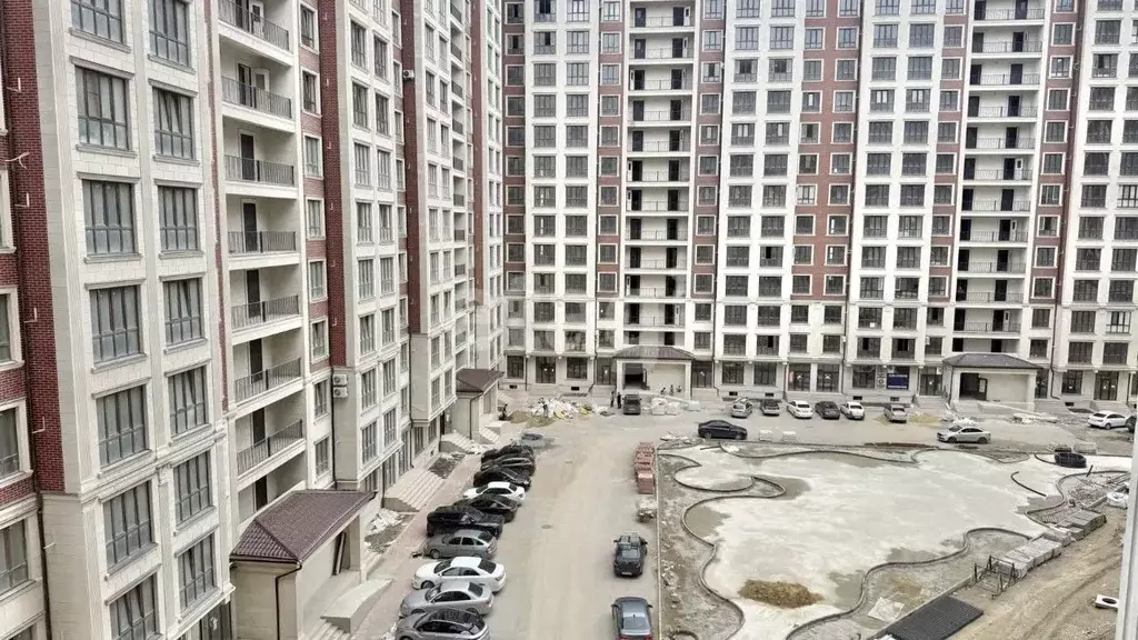 2-к кв. Дагестан, Махачкала ул. Газпромная, 19 (92.0 м) - Фото 1