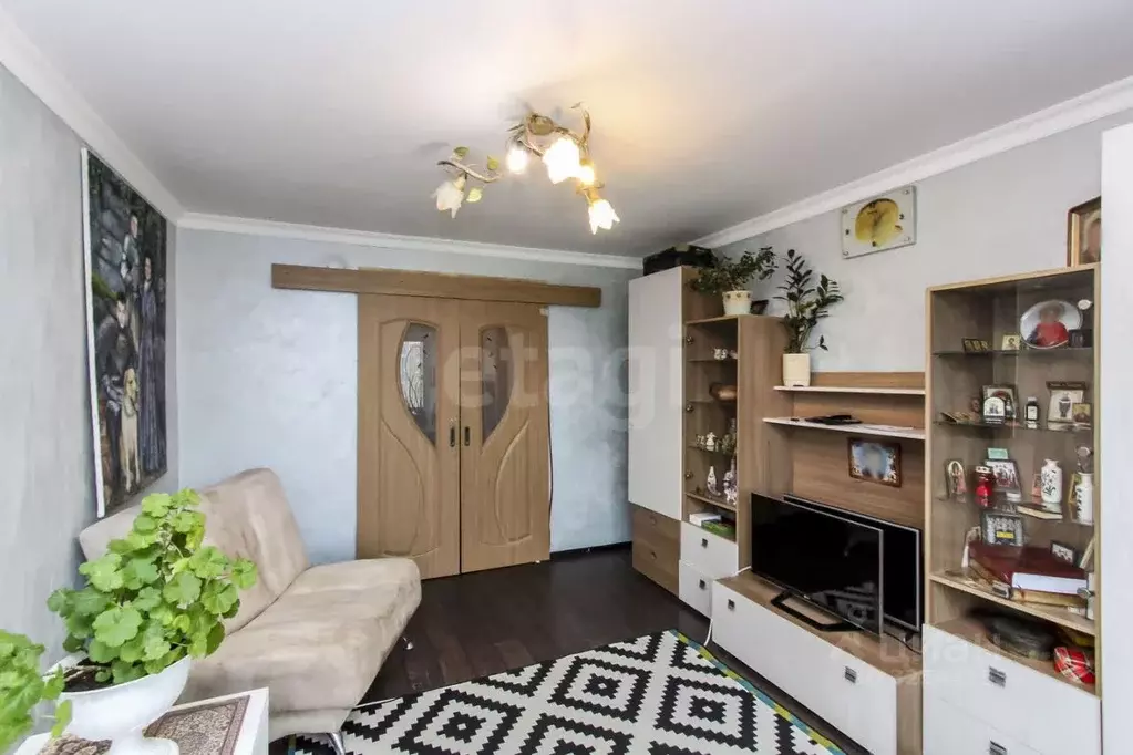 2-к кв. Тюменская область, Тюмень ул. Газовиков, 30 (50.0 м) - Фото 1