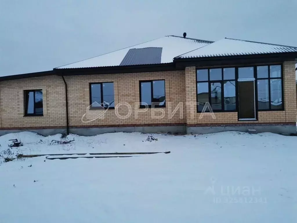 Дом в Тюменская область, Исетский муниципальный округ, д. Решетникова  ... - Фото 2