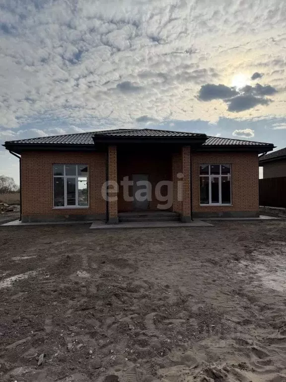 Дом в Курская область, Курский район, Моковский сельсовет, д. Духовец ... - Фото 1