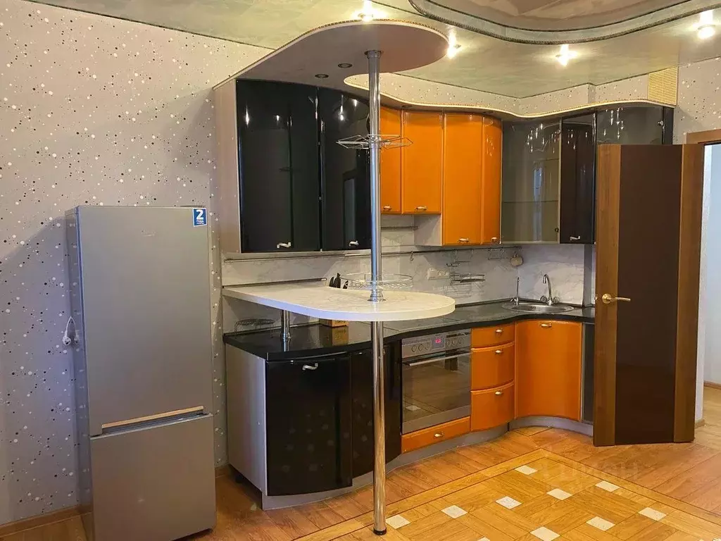 3-к кв. Санкт-Петербург Планерная ул., 45к1 (80.4 м) - Фото 0