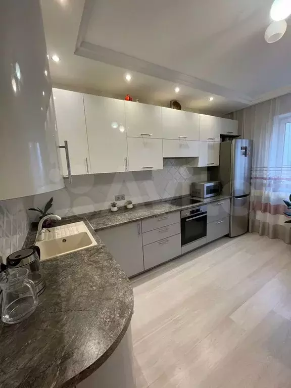 2-к. квартира, 60 м, 11/17 эт. - Фото 0