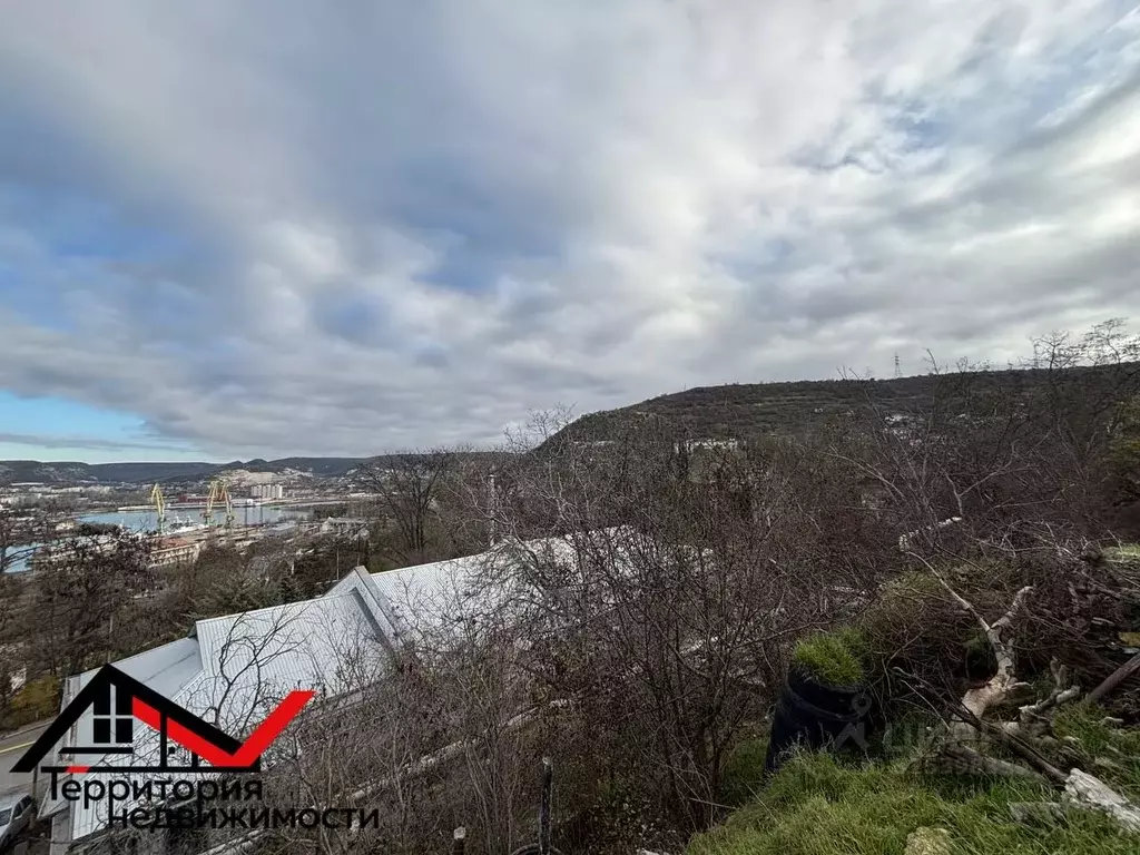 Участок в Севастополь ул. Яблочкова, 8 (7.0 сот.) - Фото 2