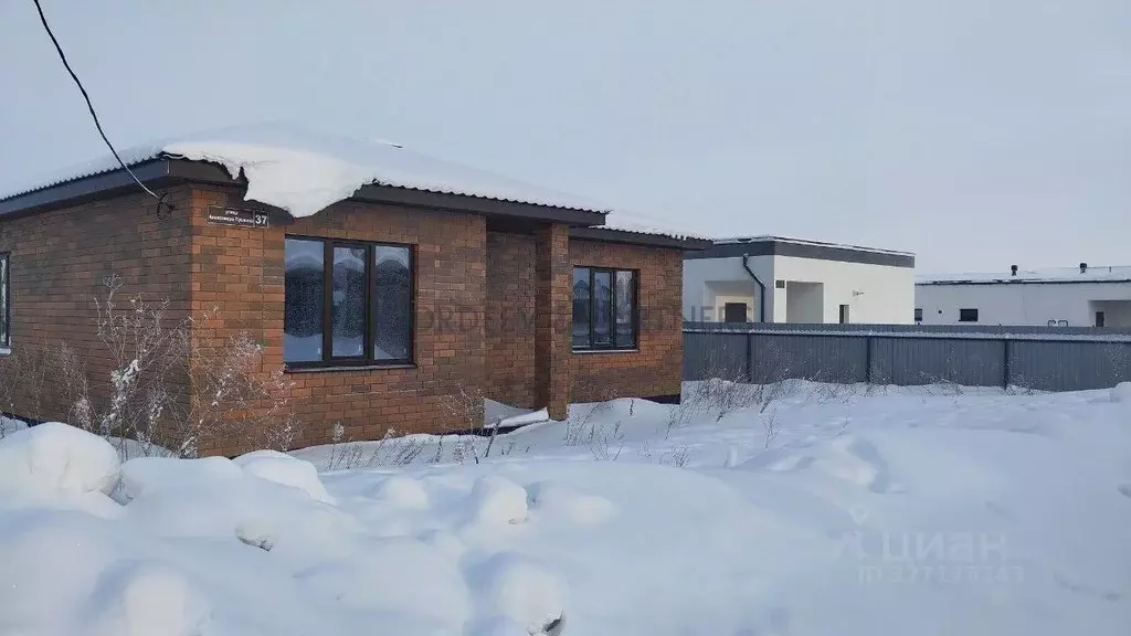 Дом в Татарстан, Лаишевский район, Большекабанское с/пос, с. Большие ... - Фото 2