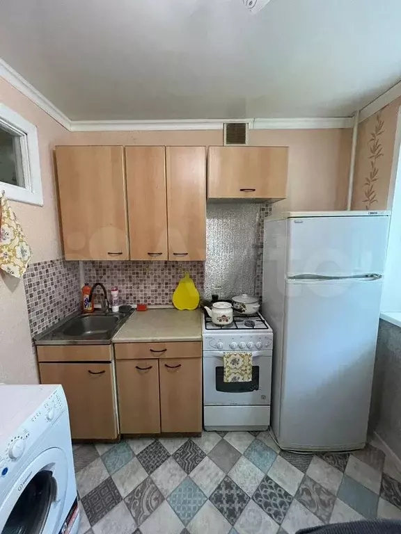1-к. квартира, 32 м, 2/5 эт. - Фото 0
