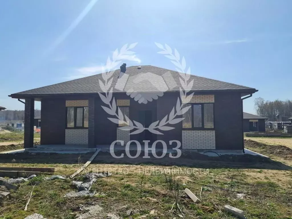 Дом в Калужская область, Ферзиковский район, Грабцево с/пос ул. ... - Фото 1