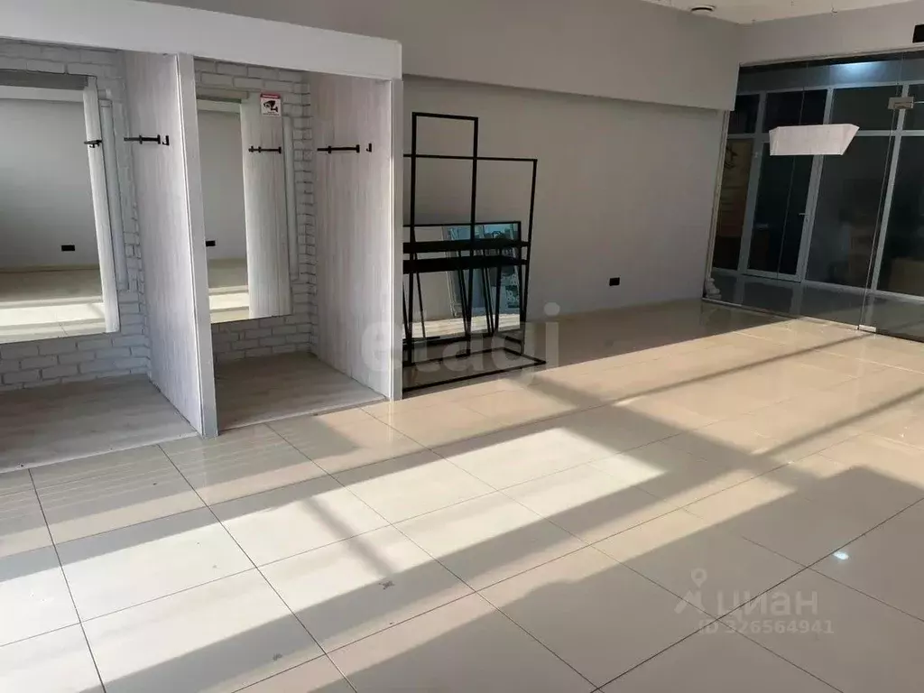 Торговая площадь в Омская область, Омск ул. Фрунзе, 1к4 (47 м) - Фото 2