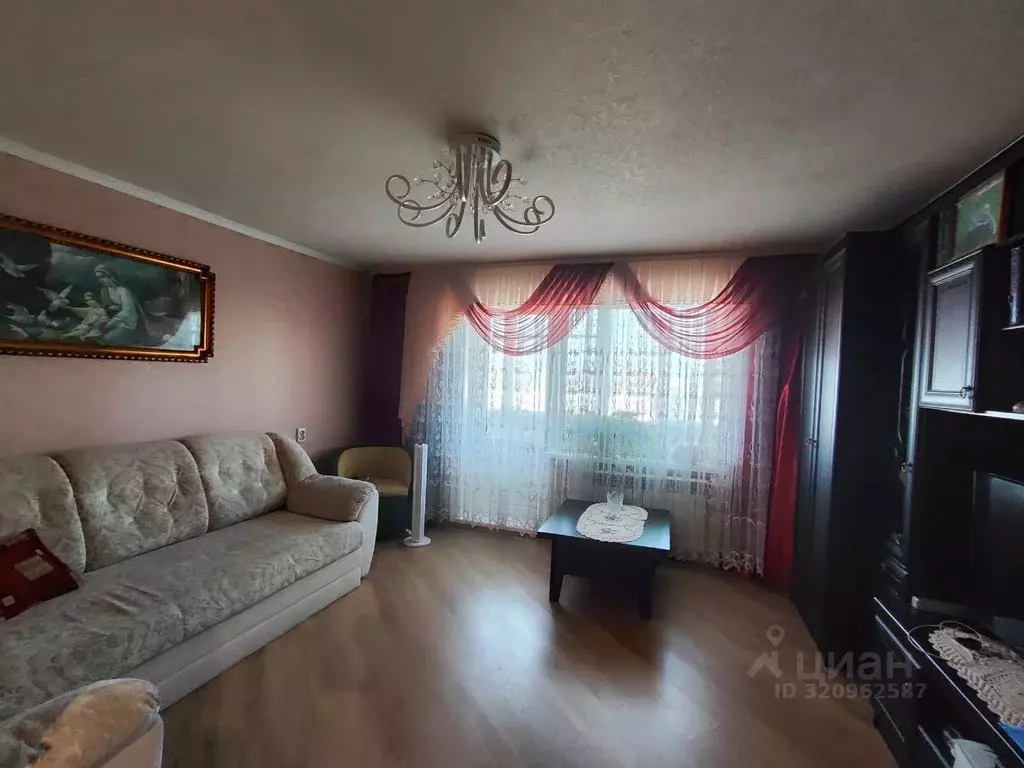 3-к кв. Самарская область, Сызрань ул. Маршала Жукова, 328 (68.0 м) - Фото 1