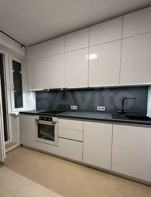 1-к. квартира, 38 м, 7/19 эт. - Фото 0