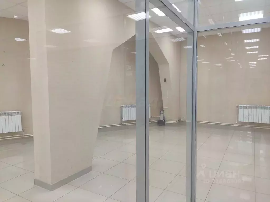 Помещение свободного назначения в Ульяновская область, Ульяновск ул. ... - Фото 1