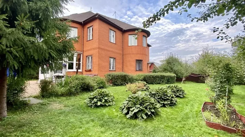 Дом в Москва д. Красная Пахра, ул. Зеленая (550 м) - Фото 1