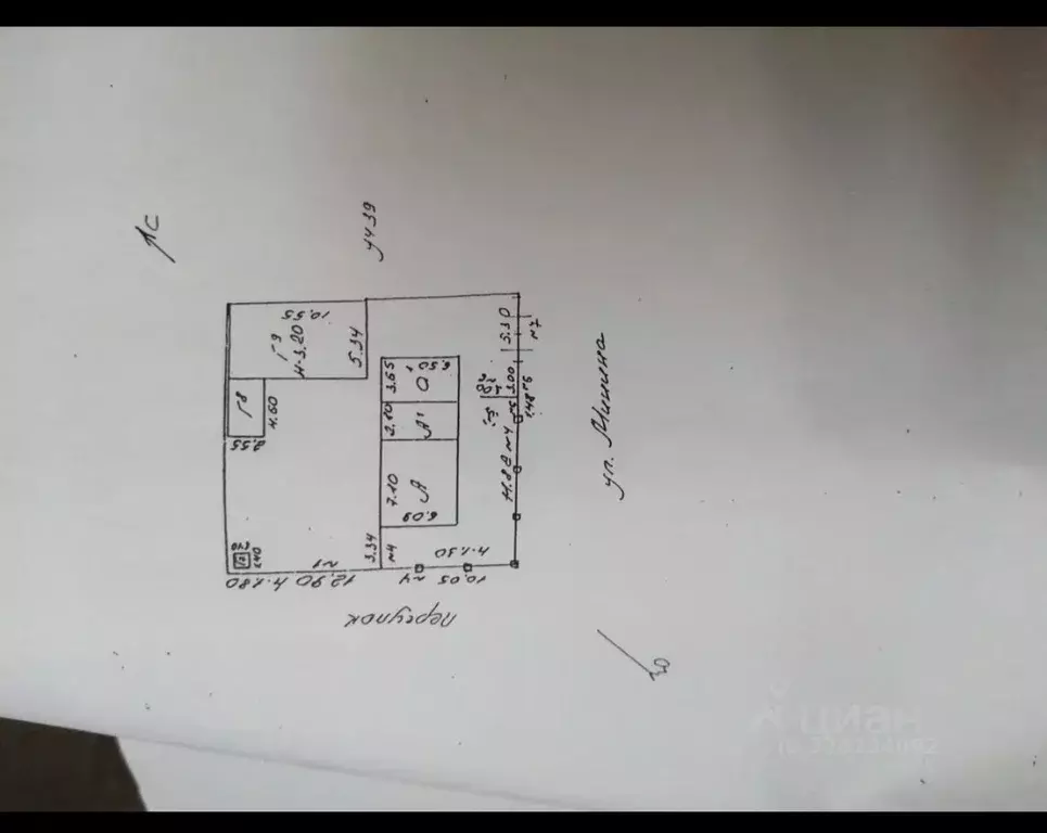 Дом в Красноярский край, Красноярск Суворовский мкр, ул. Минина, 37 ... - Фото 1