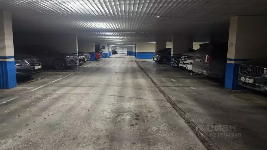 Гараж в Новосибирская область, Новосибирск ул. Сибревкома, 9 (14 м) - Фото 2