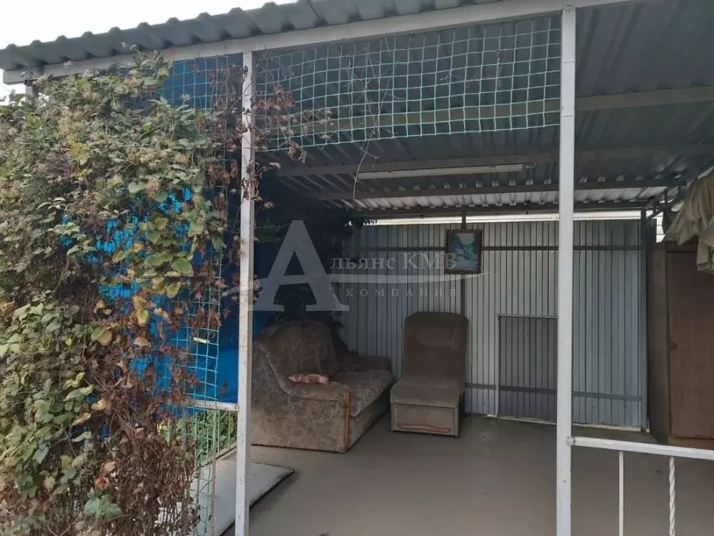 Дом в Зеленокумск, Ессентукская улица (82 м) - Фото 1