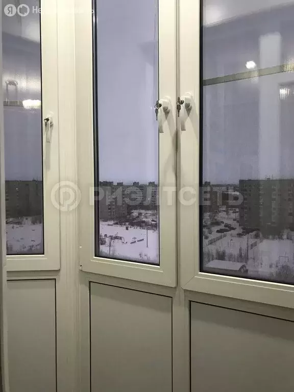 2-комнатная квартира: Мончегорск, улица Кондрикова, 2 (55.3 м) - Фото 0