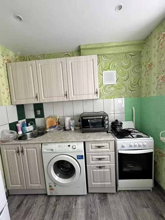 2-к кв. Свердловская область, Серов ул. Короленко, 89 (40.0 м) - Фото 0