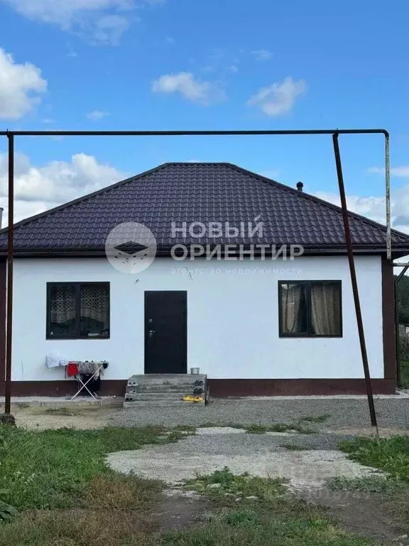 Дом в Свердловская область, Сысертский муниципальный округ, пос. ... - Фото 1