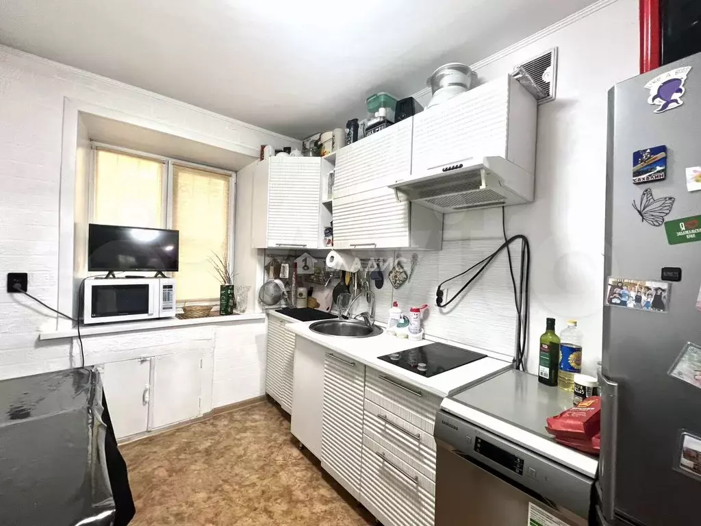 3-к. квартира, 60,7 м, 1/5 эт. - Фото 0