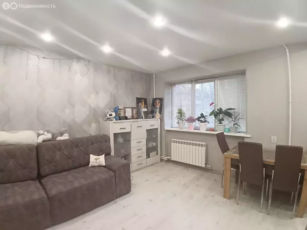 1-комнатная квартира: Богородицк, улица Коммунаров, 60 (30 м) - Фото 2