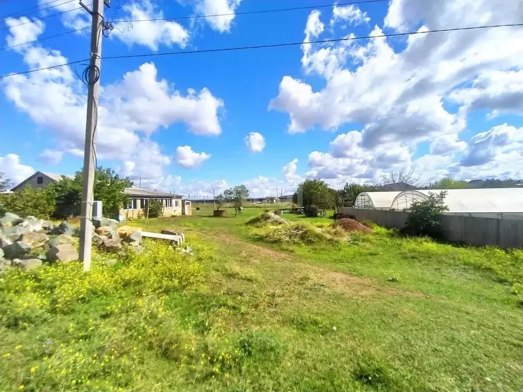 Участок в Крым, Симферопольский район, с. Скворцово ул. Амет-Хана ... - Фото 1