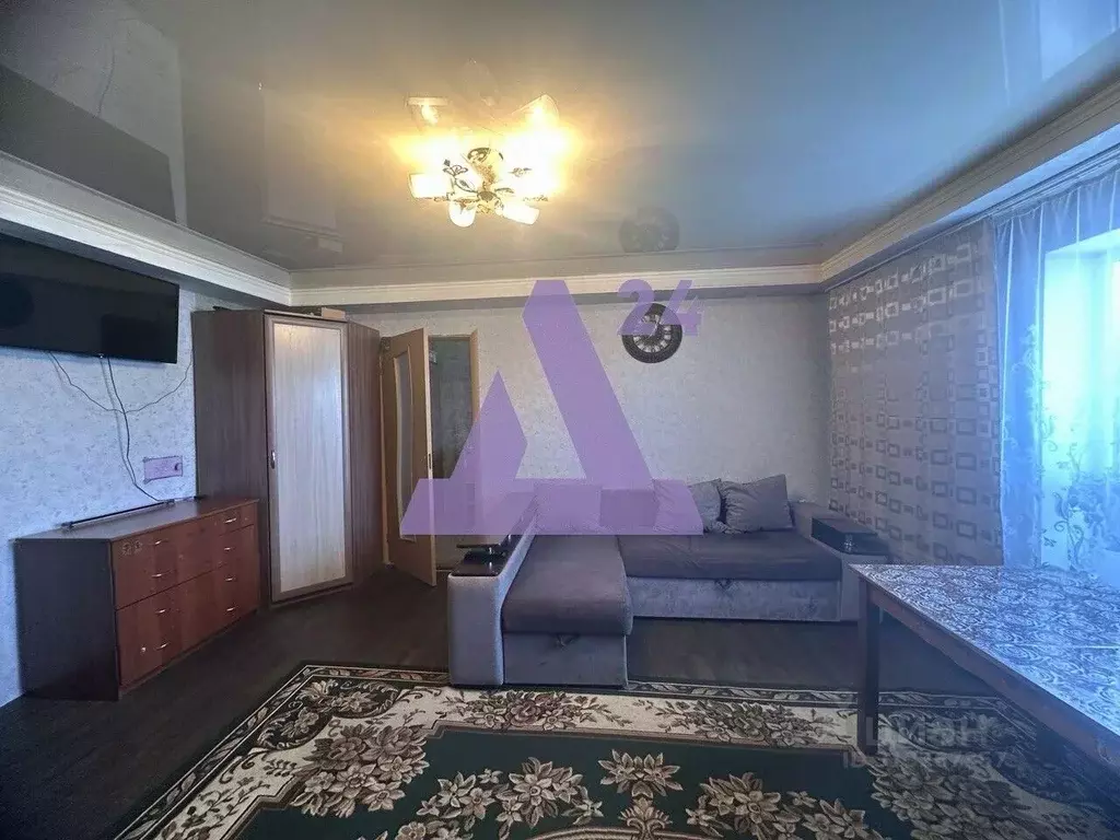 Дом в Алтайский край, Зональный район, с. Новая Чемровка Совхозная ... - Фото 0