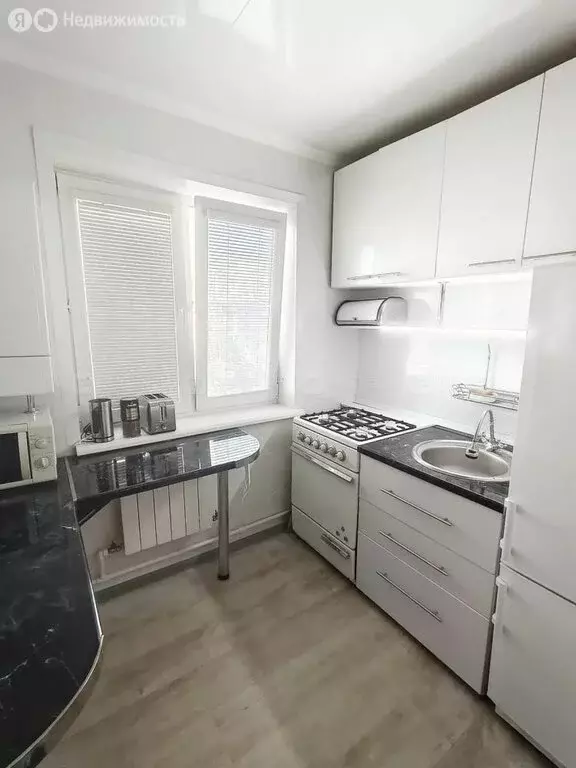 3-комнатная квартира: Казань, улица Аделя Кутуя, 5А (58.4 м) - Фото 1