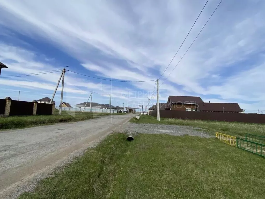 Участок в Тюменская область, Тюменский муниципальный округ, д. Ушакова ... - Фото 1