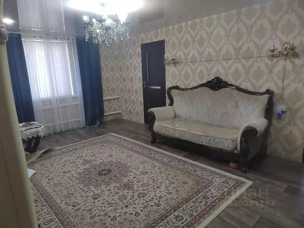 Дом в Волгоградская область, Суровикинский район, Лобакинское с/пос, ... - Фото 1
