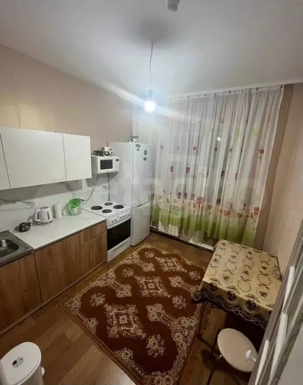 1-к. квартира, 39 м, 4/9 эт. - Фото 1