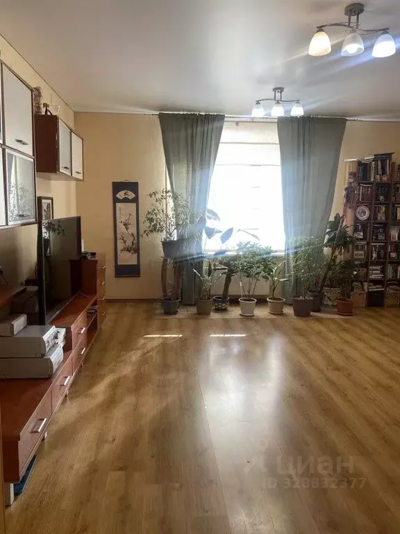 4-к кв. Свердловская область, Екатеринбург ул. Уральских Рабочих, 28 ... - Фото 1