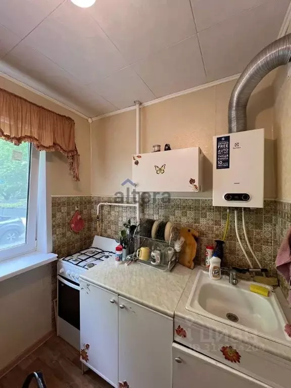 1-к кв. Татарстан, Казань ул. Батыршина, 38к2 (30.6 м) - Фото 0