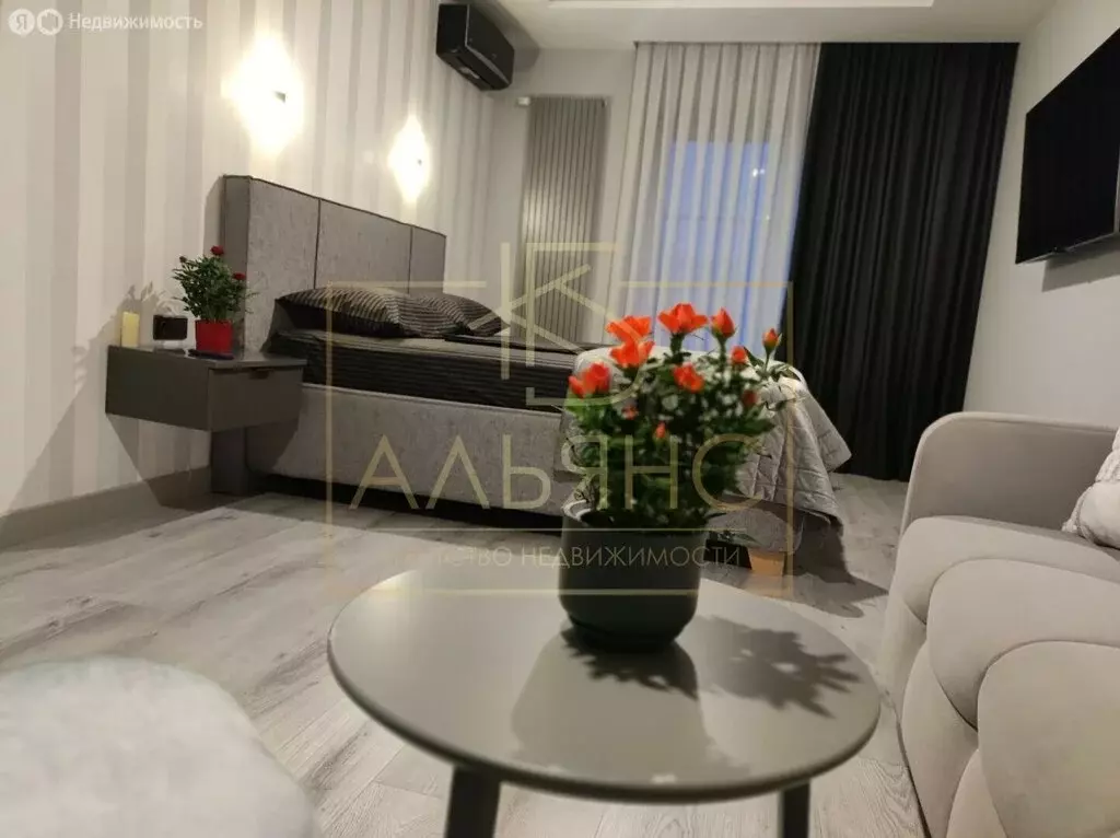 1-комнатная квартира: Владикавказ, улица Цоколаева, 9 (45 м) - Фото 1