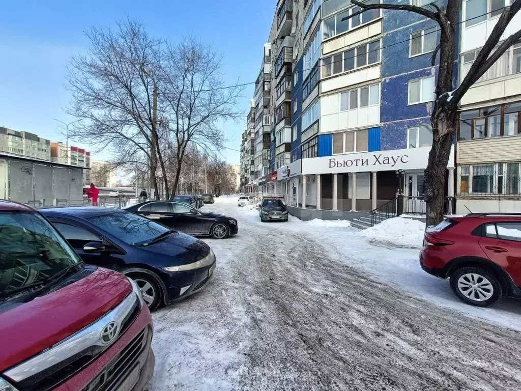 Помещение свободного назначения в Тюменская область, Тюмень ул. ... - Фото 1